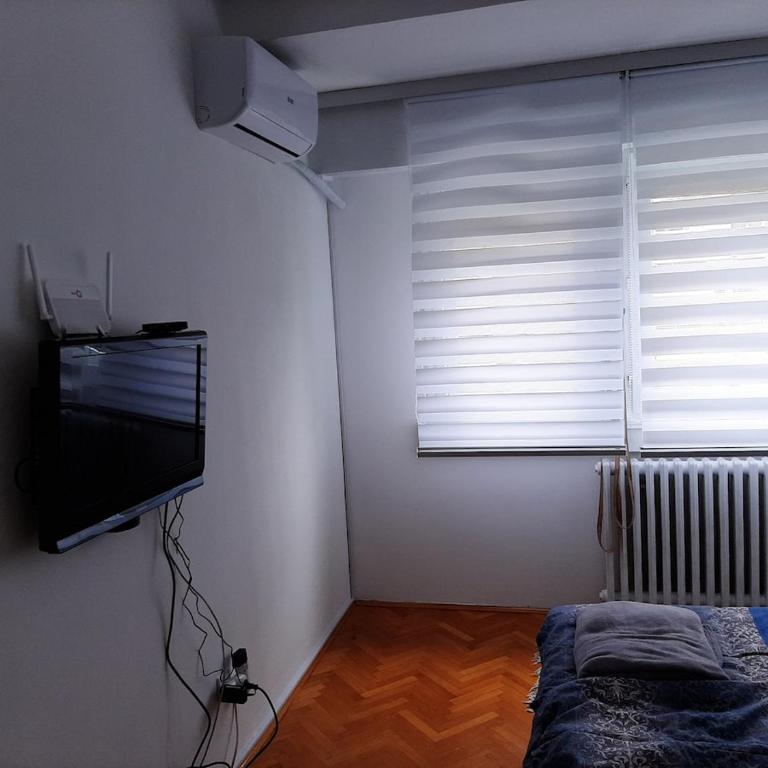 TenMinutesToCenter Apartment - Apartman sa 2 Spavaće Sobe - 3