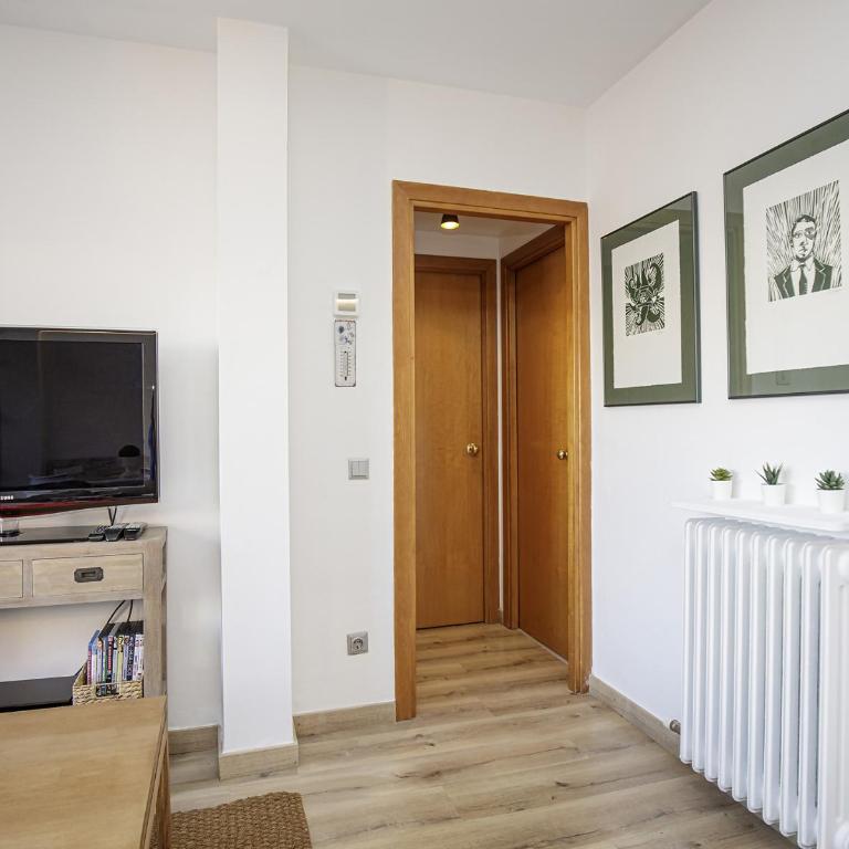 Apartamento con gran terraza en Girona - Apartamento con terraza - 8
