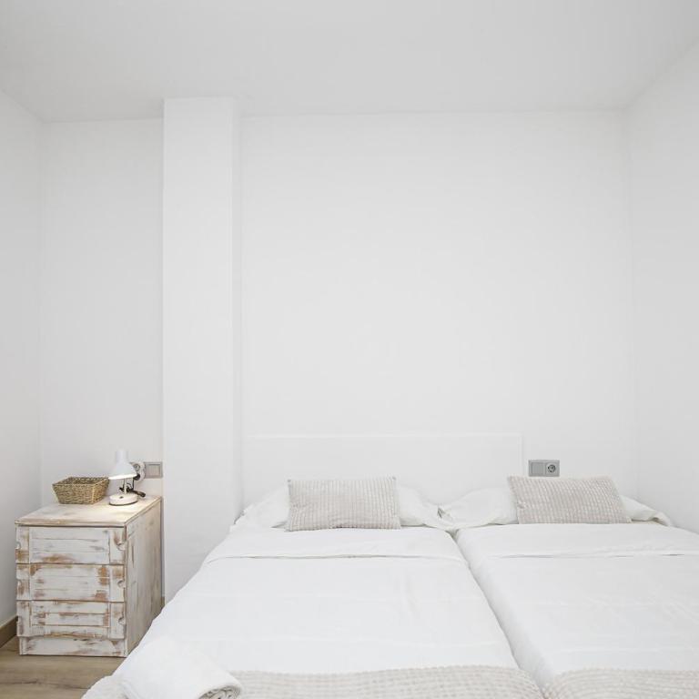 Apartamento con gran terraza en Girona - Apartamento con terraza - 11