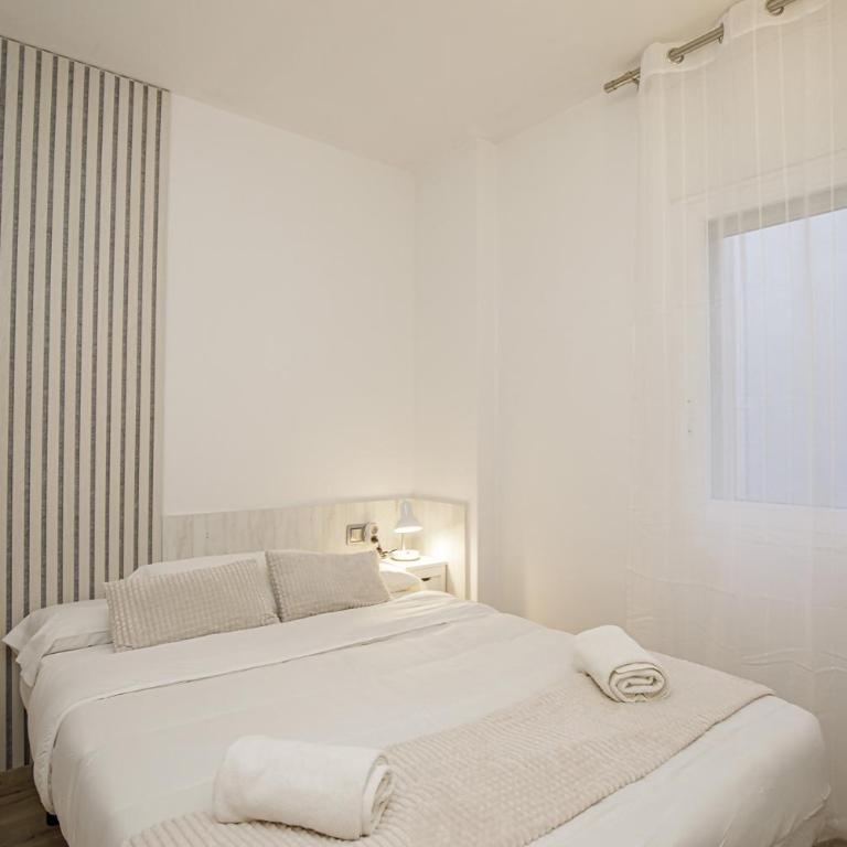 Apartamento con gran terraza en Girona - Apartamento con terraza - 16