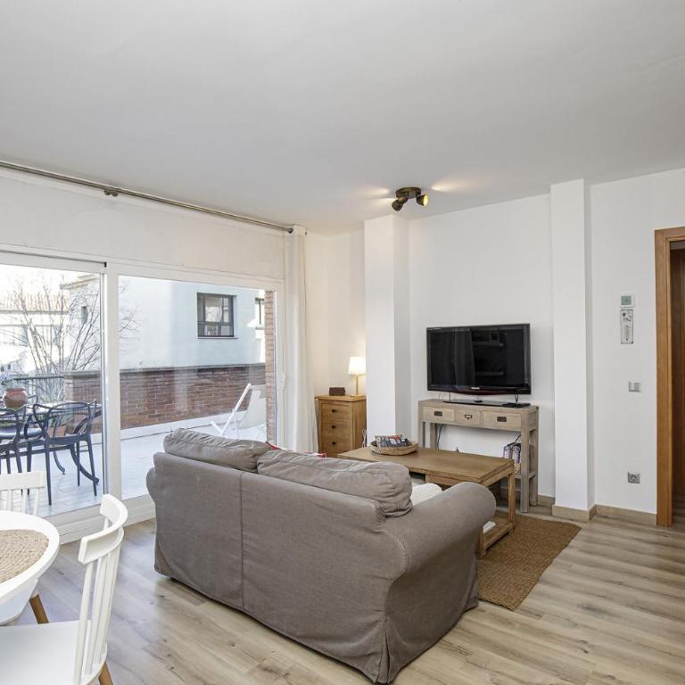 Apartamento con gran terraza en Girona - Apartamento con terraza - 17