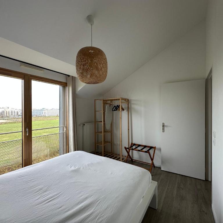 Duplex vue Disneyland , 3 chambres, 2 parkings - Appartamento con 3 Camere da Letto - 16