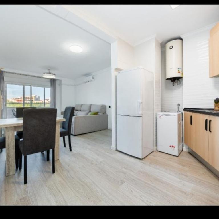 Torremar 2 - One-Bedroom Apartment - 3