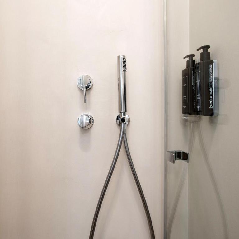Pantheon Suites Rome 2 - Camera Matrimoniale con Letto Supplementare - 3