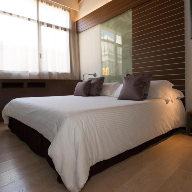 Hotel Museu Llegendes de Girona - Suite Junior Dúplex - 6