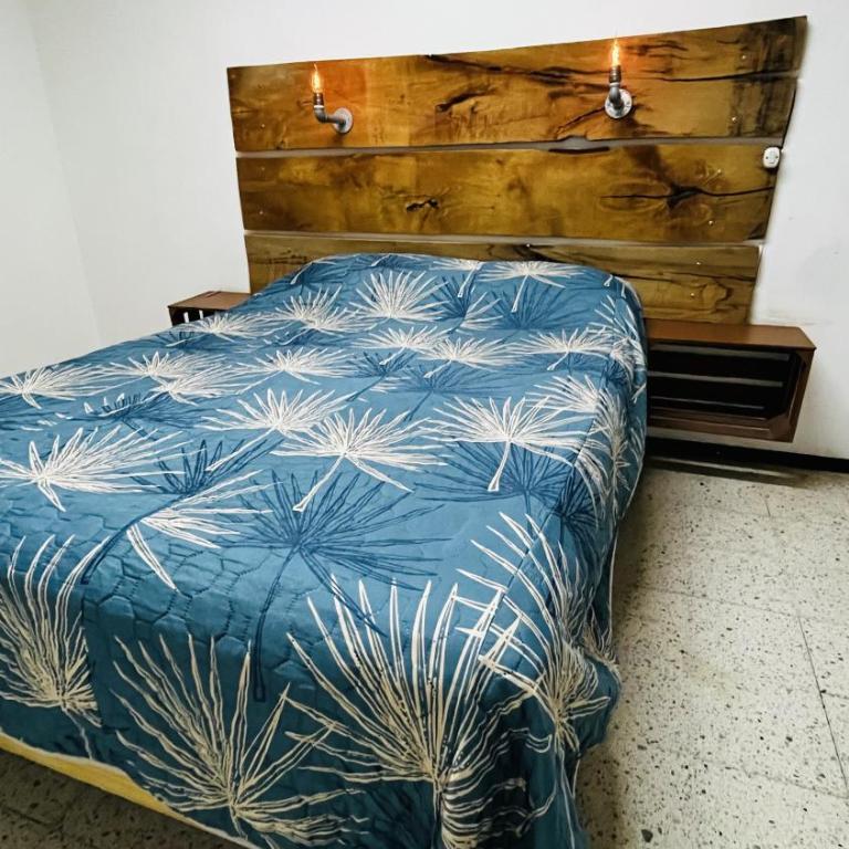 Dahlia House in Querétaro City - Three-Bedroom House - 41