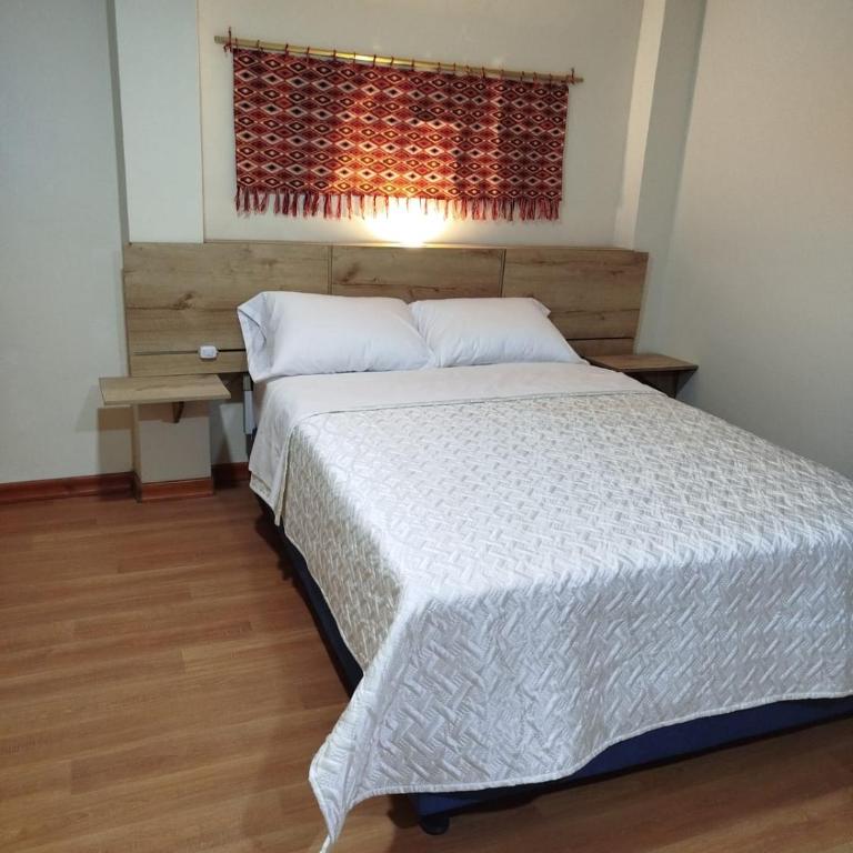 Hotel El Jardín aeropuerto a 30 minutos de Pasto, clima cálido, comodidad y descanso - Habitación Doble con balcón - 5