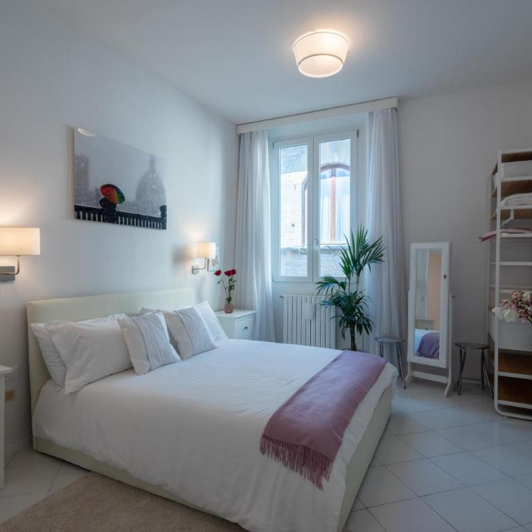 Belle Donne Apartment - Three-Bedroom Apartment - 1