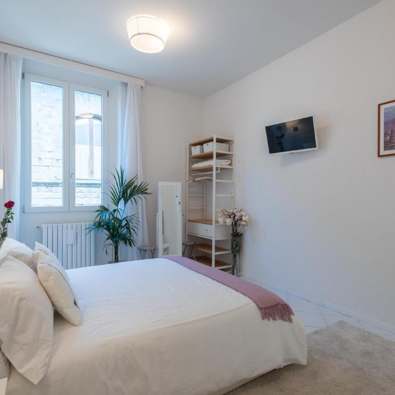 Belle Donne Apartment - Three-Bedroom Apartment - 7