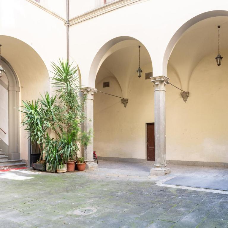 Belle Donne Apartment - Three-Bedroom Apartment - 25