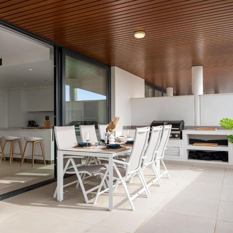 ViVi Homes -Viva La Vida - sea views - pool - terrace - Apartamento de 3 dormitorios con vistas al mar - 9