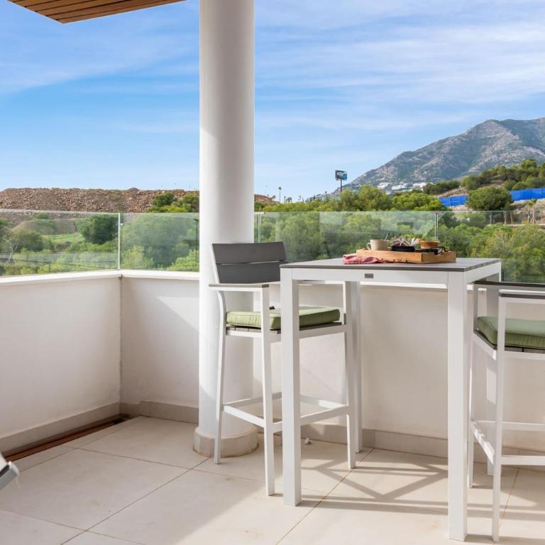 ViVi Homes -Viva La Vida - sea views - pool - terrace - Apartamento de 3 dormitorios con vistas al mar - 11