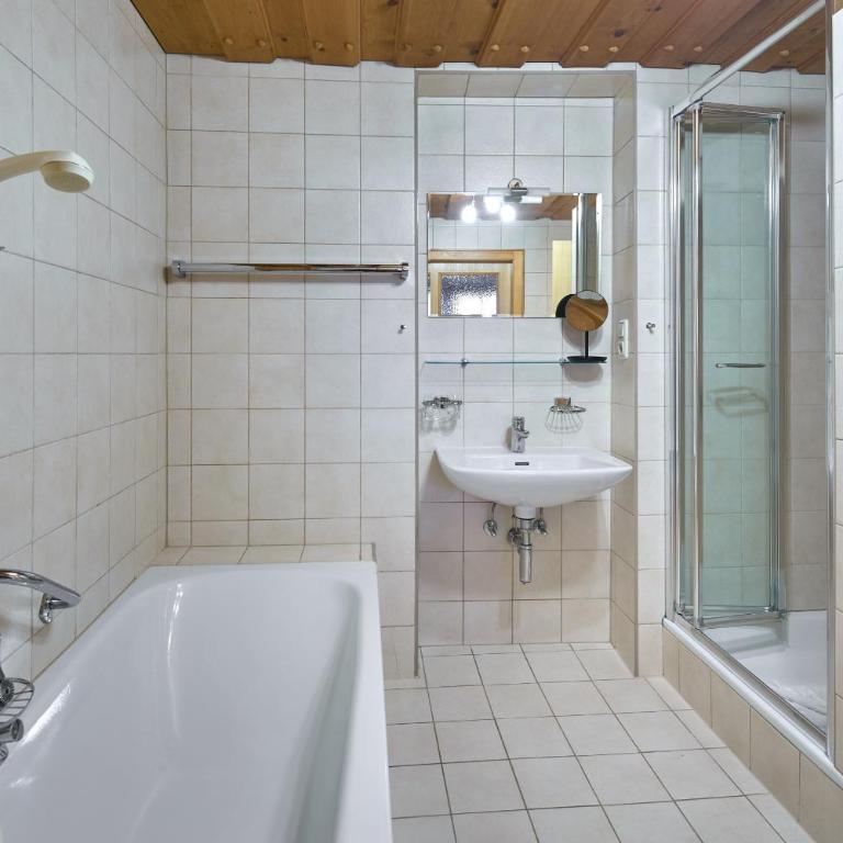 Litz Apartments by Hello Fewo Apartments - Superior Apartment - 14