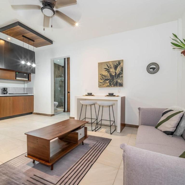 1 BR Oasis with Incredible Rooftop Pool and Views - Apartment - 8