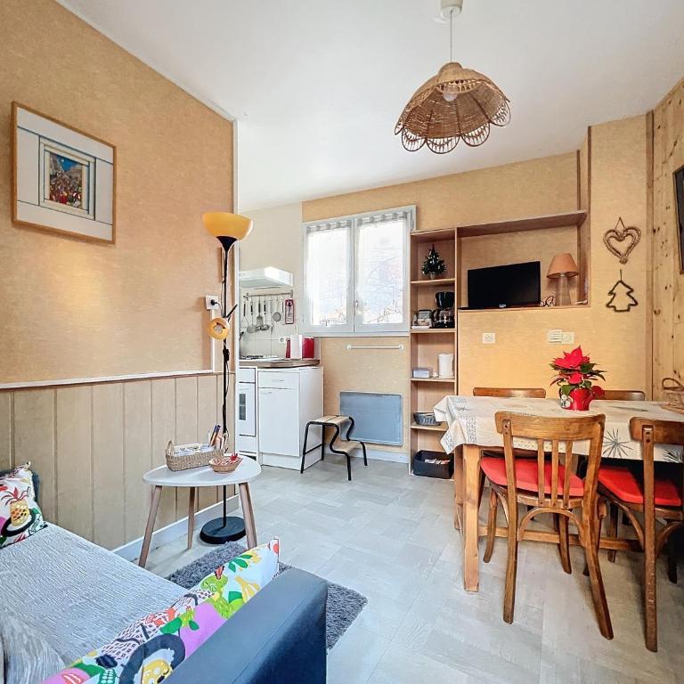 Maison des Bains - Maison de Vacances - 4