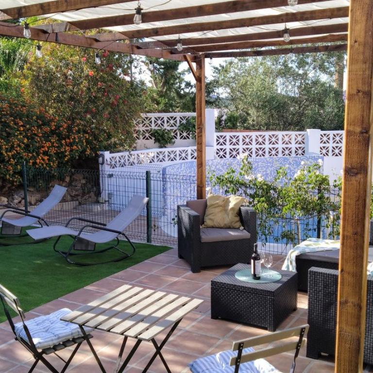 The Lemon Grove House - large private garden, private pool - perfect for families - Casa de 3 dormitorios - 20
