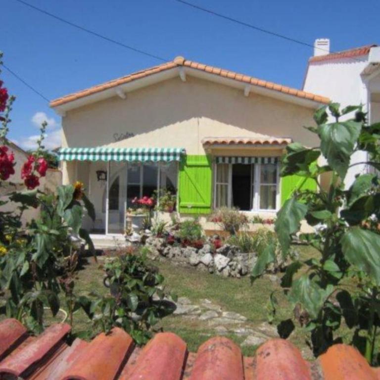 Royan - MAISON RUSTIQUE avec jardin clos - proche COMMERCES et PLAGES - Maison 2 Chambres - 26