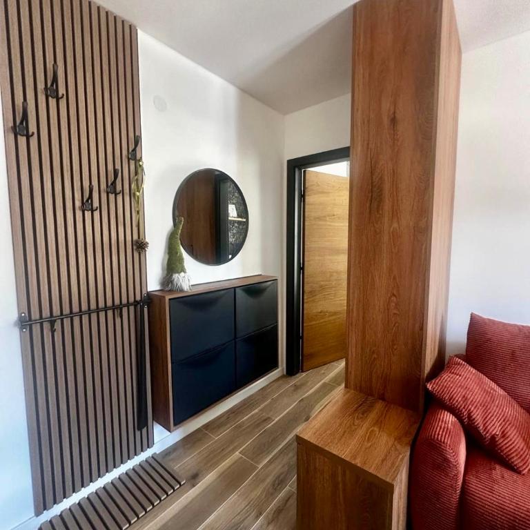 Casa Familia Jahorina - Three-Bedroom Apartment - High Floor - 16