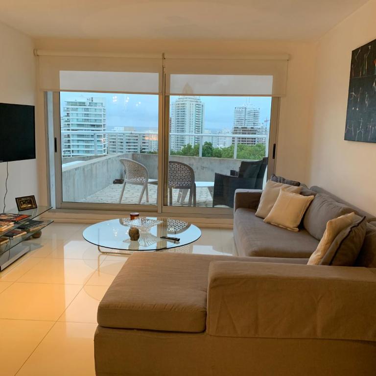 Punta R - Apartamento de 2 dormitorios con terraza y vistas al mar - 9