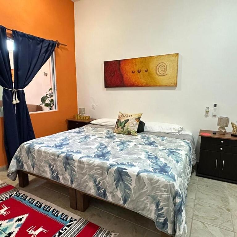 Orange Butterfly - One-Bedroom Apartment - 16