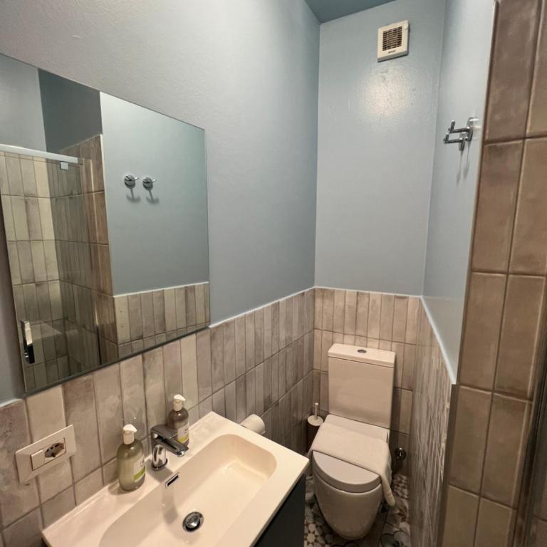 Room Verona Ai Duchi - Camera Quadrupla con Bagno Privato - 2