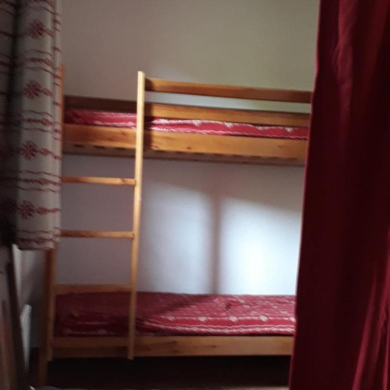 Appartement Nez-à-nez à Albiez - Appartement 3 Chambres avec Vue sur la Montagne - 7