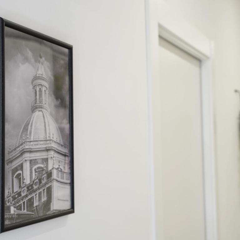 FicuriniasHouse-Cozy Central Flat with Parking - Two-Bedroom House - 28