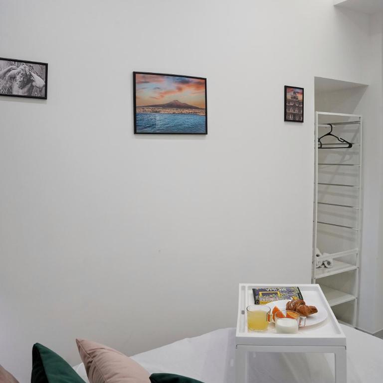 FicuriniasHouse-Cozy Central Flat with Parking - Two-Bedroom House - 46