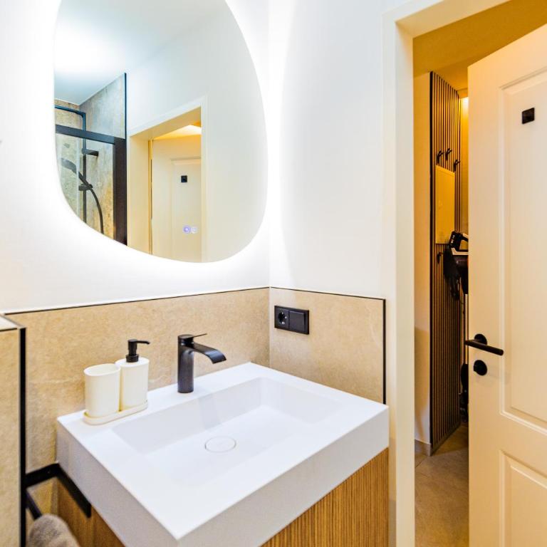 Mäxle Apartments - Studio with Balcony - 8