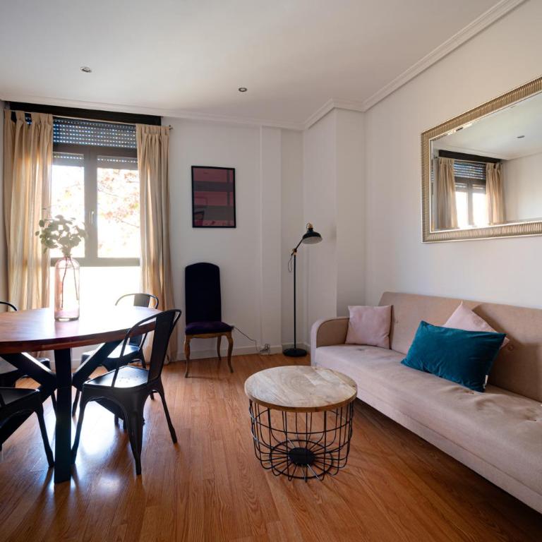 Apartament Glorieta Puerta de Toledo - Two-Bedroom Apartment - 18