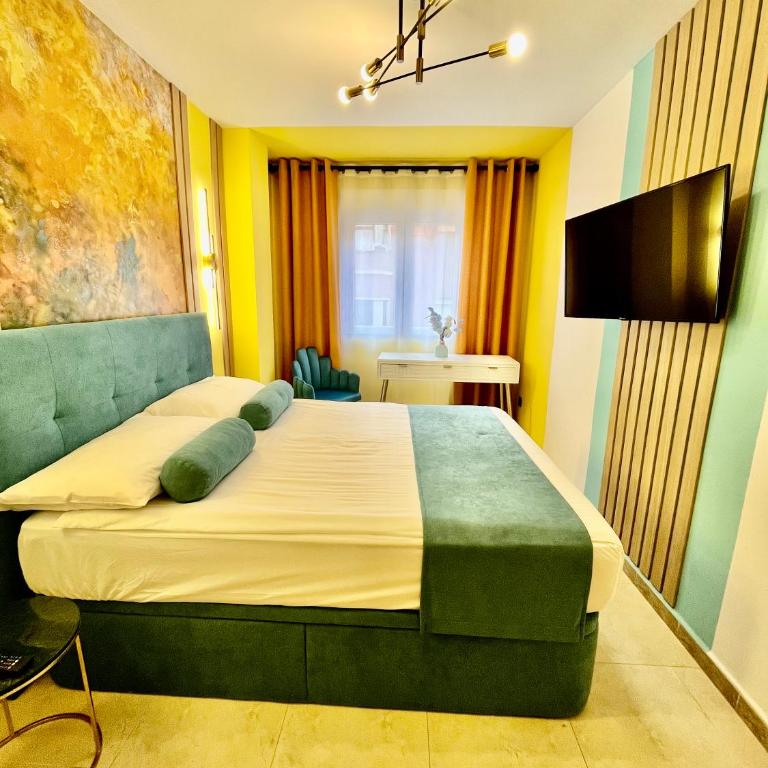 Alicante Central Market Suites - Suite with Balcony - 9