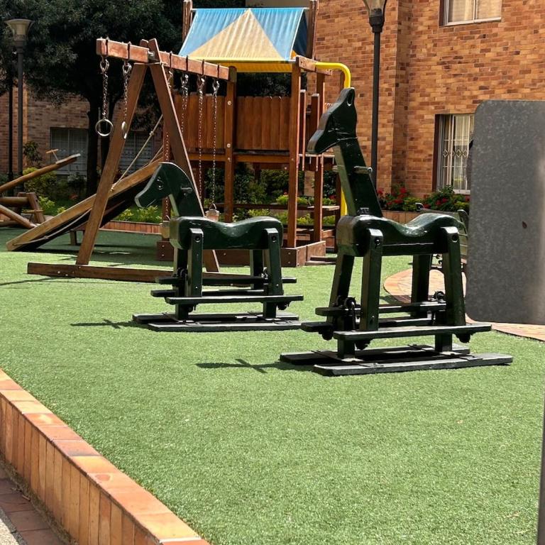 Apartamento Moderno En Quito - Two-Bedroom Apartment - 13