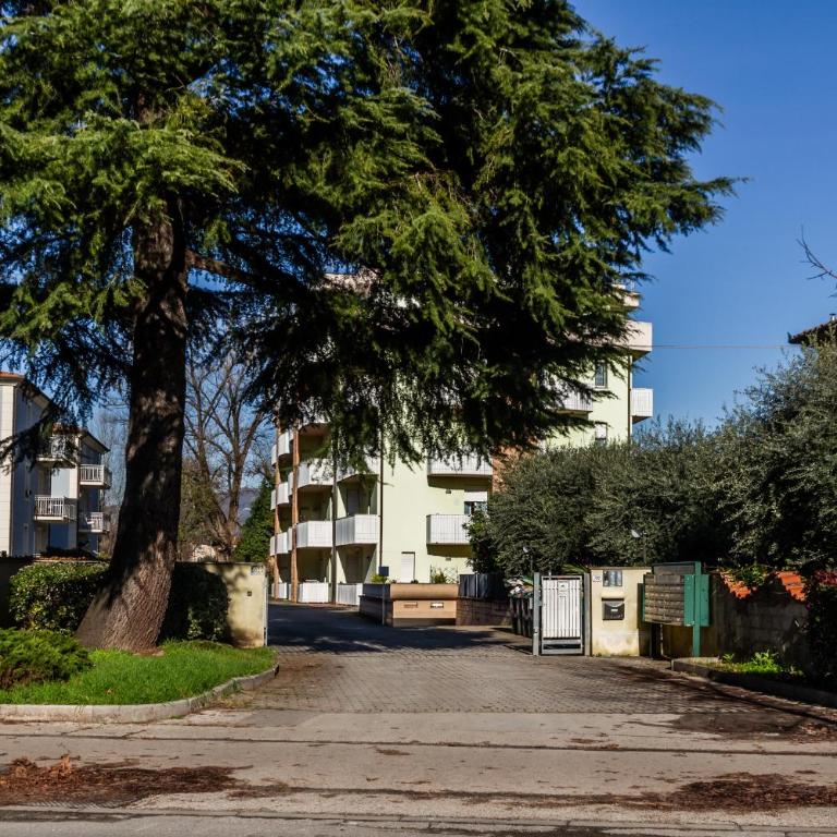 Il Cedro-15 min dalle Mura Wi-Fi private parking - Appartamento con 1 Camera da Letto - 30