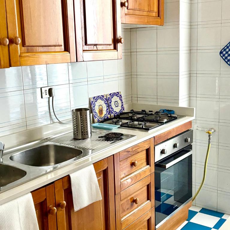 May flower central apartament - Three-Bedroom Apartment - 9