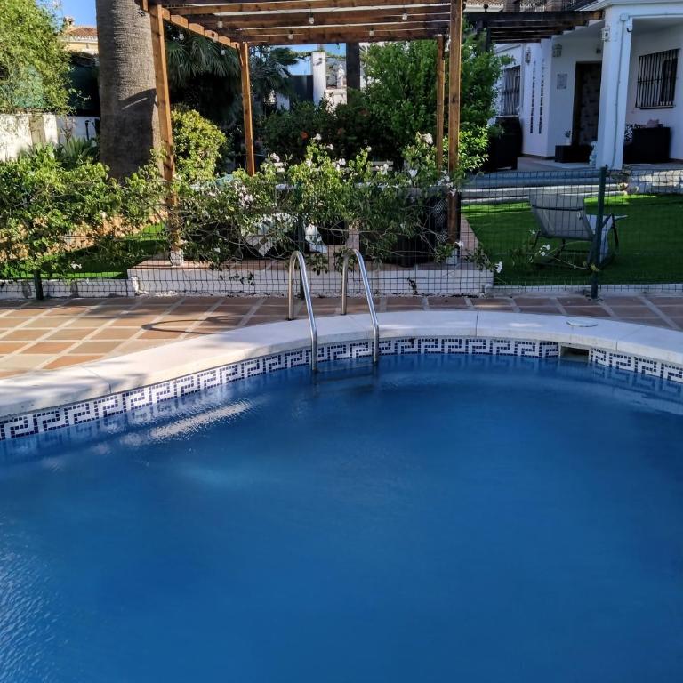 The Lemon Grove House - large private garden, private pool - perfect for families - Casa de 3 dormitorios - 33