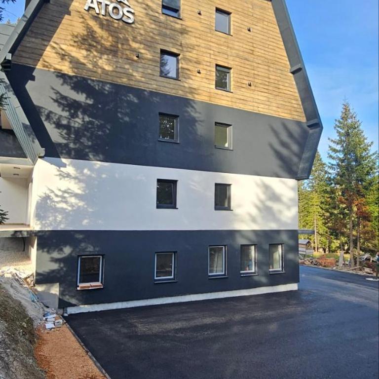 Atos Apartman 24 - One-Bedroom Apartment - 10