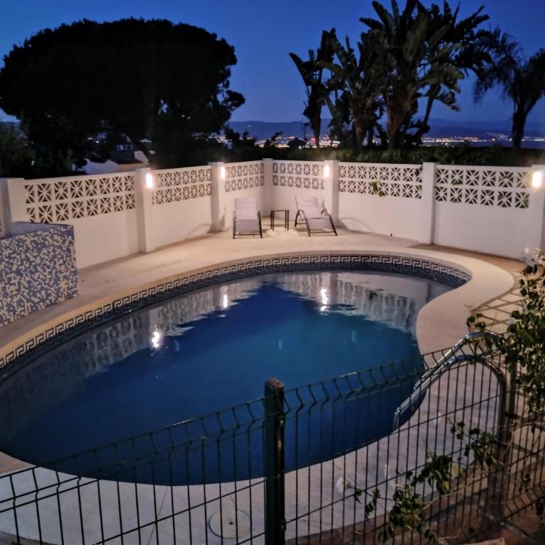 The Lemon Grove House - large private garden, private pool - perfect for families - Casa de 3 dormitorios - 34