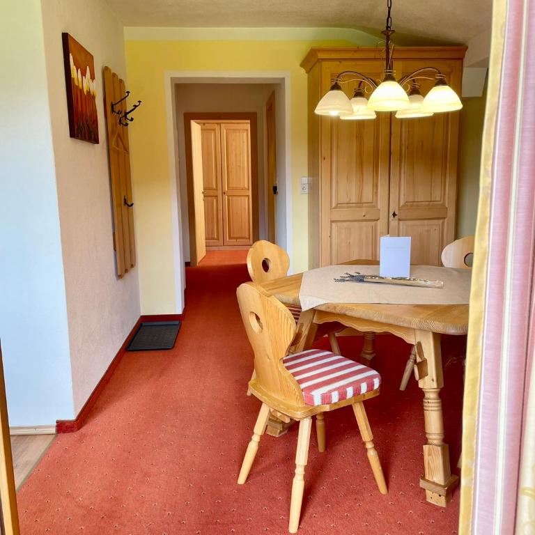 Gästehaus Wöberlerhof - Familienzimmer mit Bergblick - 5
