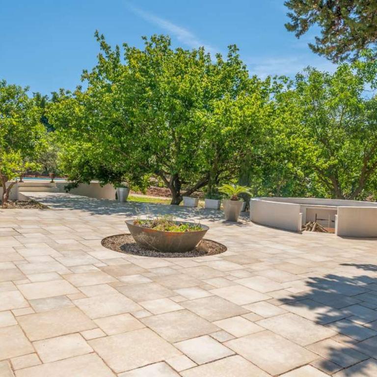 Villa Fiore - Three-Bedroom House - 3