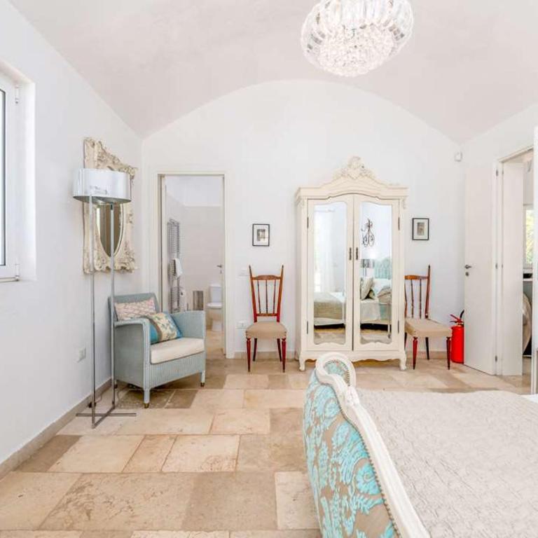 Villa Fiore - Three-Bedroom House - 18