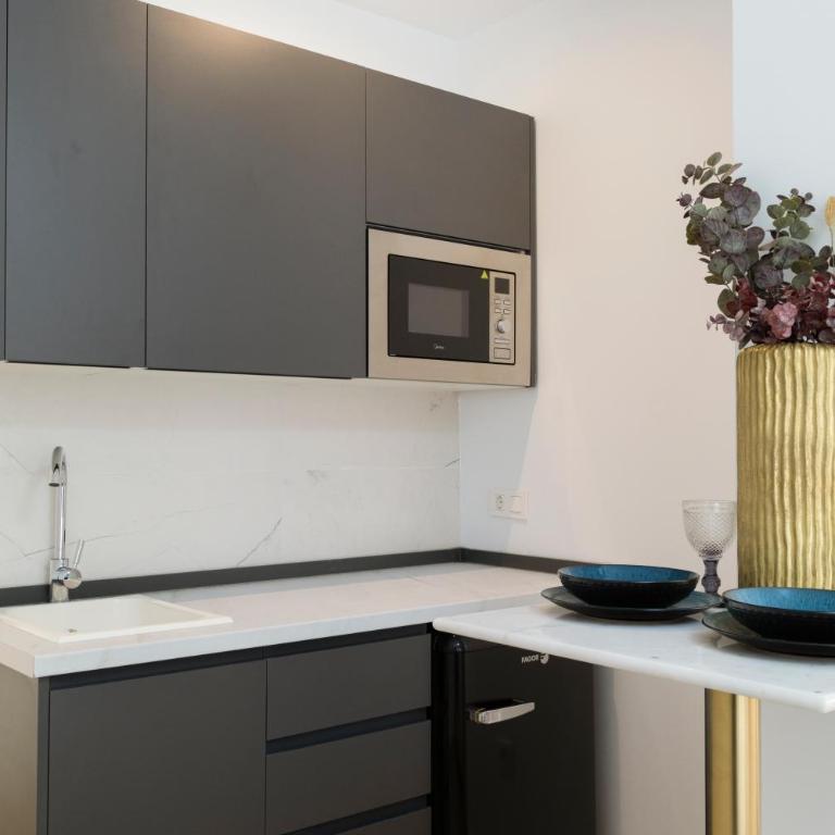 Forata lofts - Double Room with Private Bathroom - 4