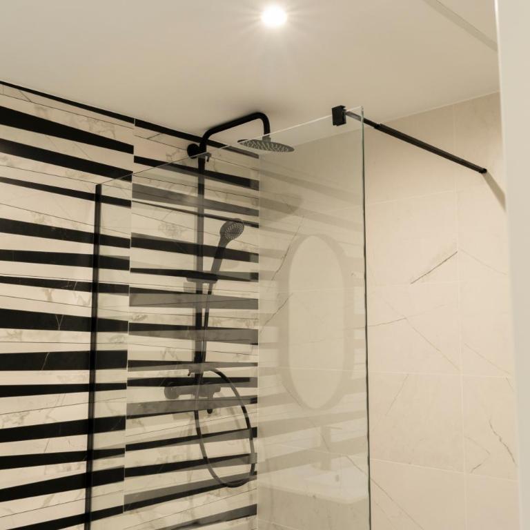 Forata lofts - Double Room with Private Bathroom - 4