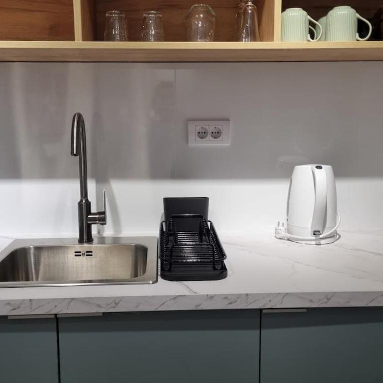 GROVE-City Center Apartment with free parking - One-Bedroom Apartment - 9
