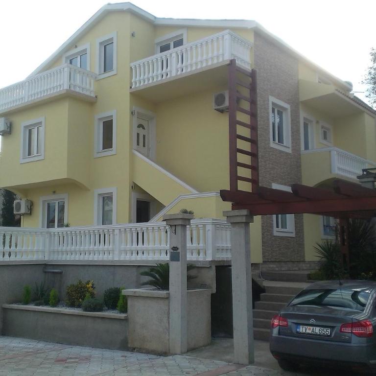 Apartments Sandra - Studio sa Balkonom - 1