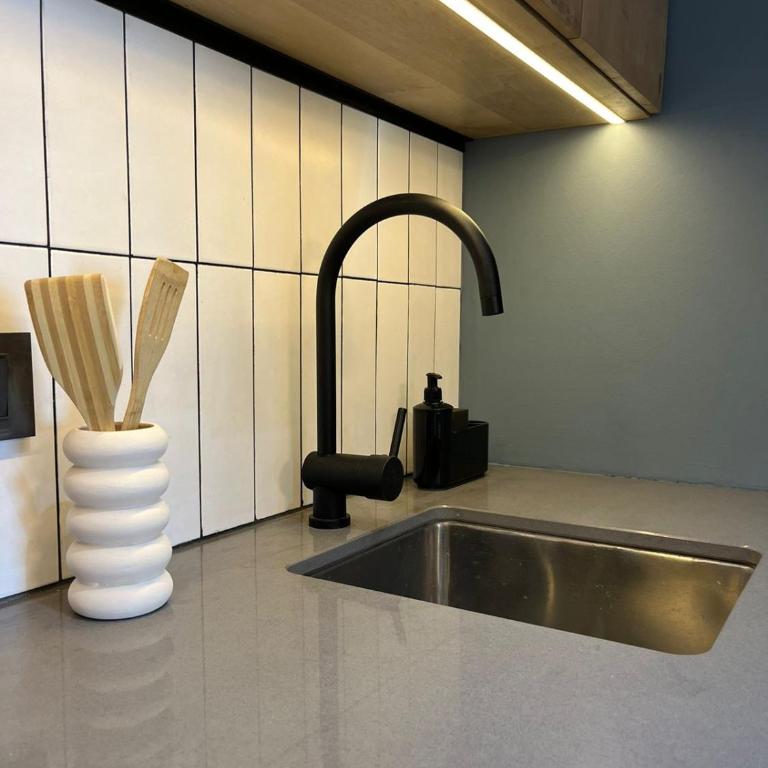 Vista al Río con Cochera y Ubicación Privilegiada - Apartamento de 1 dormitorio - 37