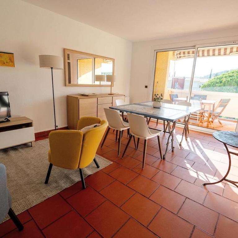Superbe T3 pour 6 personnes, résidence calme avec piscine - Two-Bedroom Apartment with Terrace and Sea View - 4