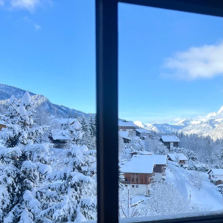 Loue chalet Megève proximité pistes Rochebrune et centre-ville - Chalet - 35