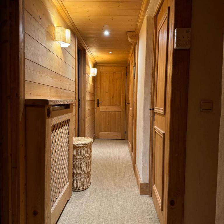 Loue chalet Megève proximité pistes Rochebrune et centre-ville - Chalet - 29