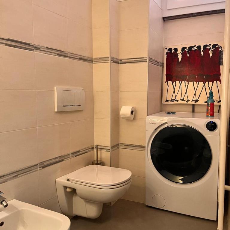 Beautiful three-room apartment in the historic center - Appartamento con 2 Camere da Letto - 9