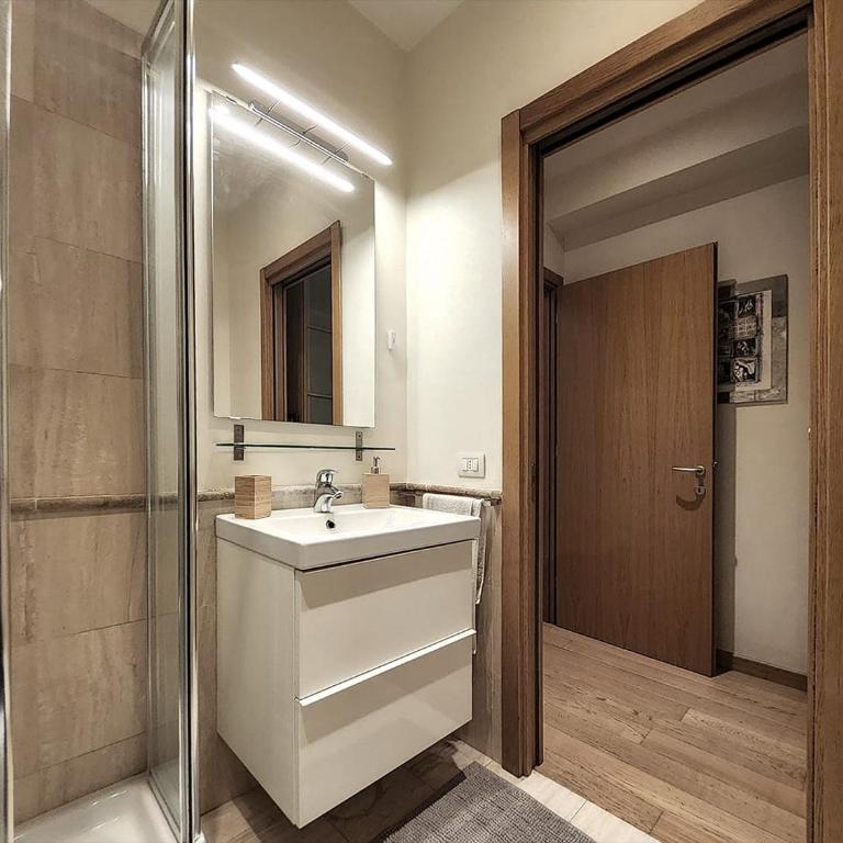 Roma Aurelia 1100 near Vaticano - Appartamento Standard con 2 Camere da Letto - 36